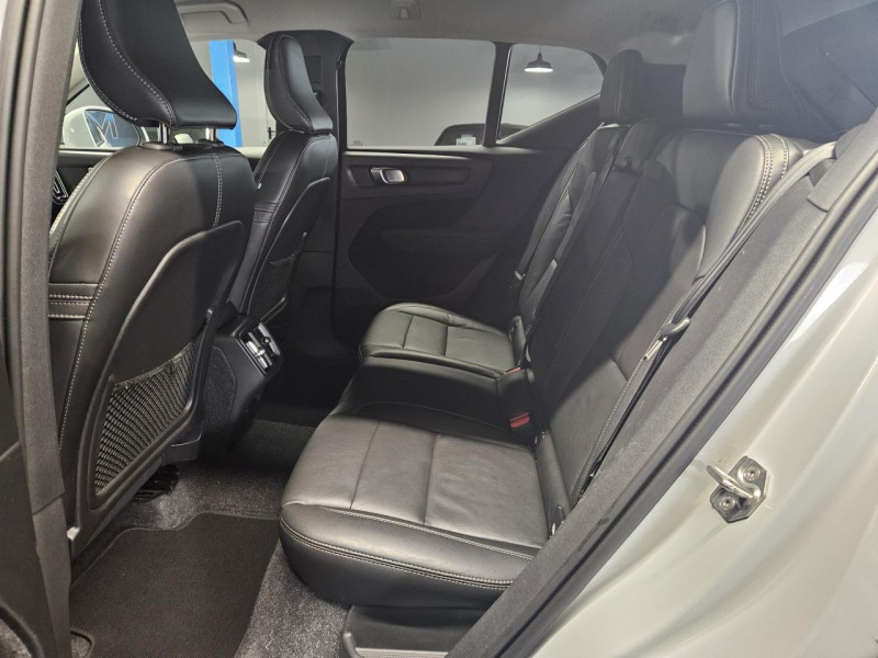 Photo 15 de l'offre de VOLVO XC40 2.0 D3 150 MOMENTUM BVA à 24990€ chez MKP Distribution