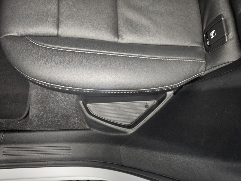 Photo 38 de l'offre de VOLVO XC40 2.0 D3 150 MOMENTUM BVA à 24990€ chez MKP Distribution