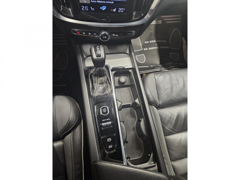 Photo 31 de l'offre de VOLVO V60 2.0 D3 150 R-Design BVA à 27990€ chez MKP Distribution