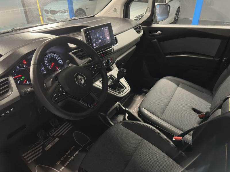 Photo 12 de l'offre de RENAULT KANGOO EXPRESS BLUE DCi 95 CONFORT - 11658e HT - TVA à 13990€ chez MKP Distribution