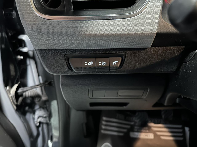 Photo 27 de l'offre de RENAULT KANGOO EXPRESS BLUE DCi 95 CONFORT - 11658e HT - TVA à 13990€ chez MKP Distribution