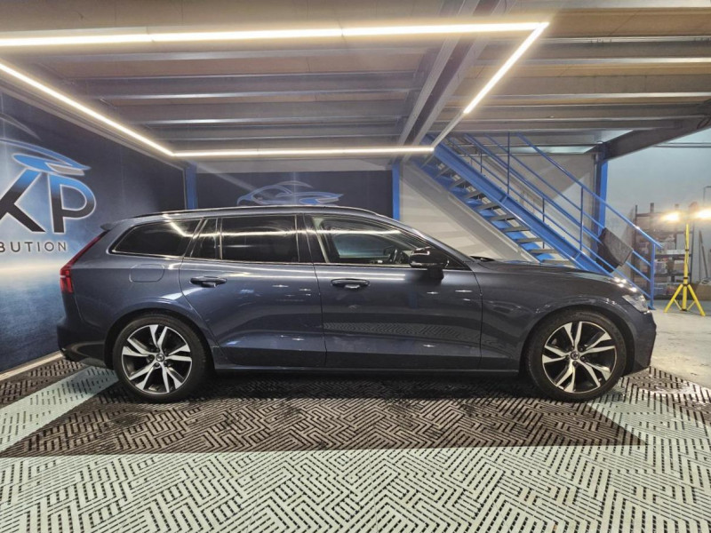 Photo 6 de l'offre de VOLVO V60 2.0 D3 150 R-Design BVA à 27990€ chez MKP Distribution