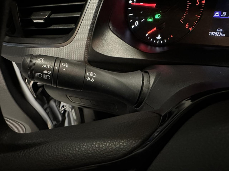 Photo 19 de l'offre de RENAULT KANGOO EXPRESS BLUE DCi 95 CONFORT - 11658e HT - TVA à 13990€ chez MKP Distribution