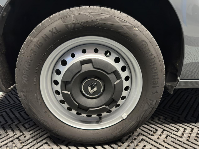 Photo 35 de l'offre de RENAULT KANGOO EXPRESS BLUE DCi 95 CONFORT - 11658e HT - TVA à 13990€ chez MKP Distribution