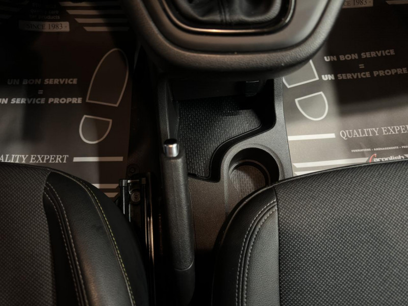 Photo 26 de l'offre de RENAULT KANGOO EXPRESS BLUE DCi 95 CONFORT - 11658e HT - TVA à 13990€ chez MKP Distribution