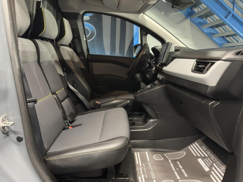 Photo 14 de l'offre de RENAULT KANGOO EXPRESS BLUE DCi 95 CONFORT - 11658e HT - TVA à 13990€ chez MKP Distribution