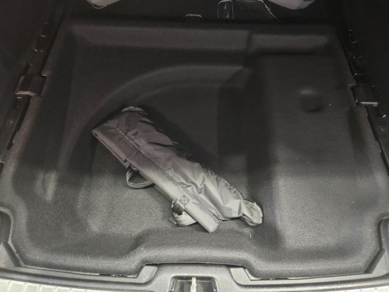 Photo 10 de l'offre de VOLVO V60 2.0 D3 150 R-Design BVA à 27990€ chez MKP Distribution