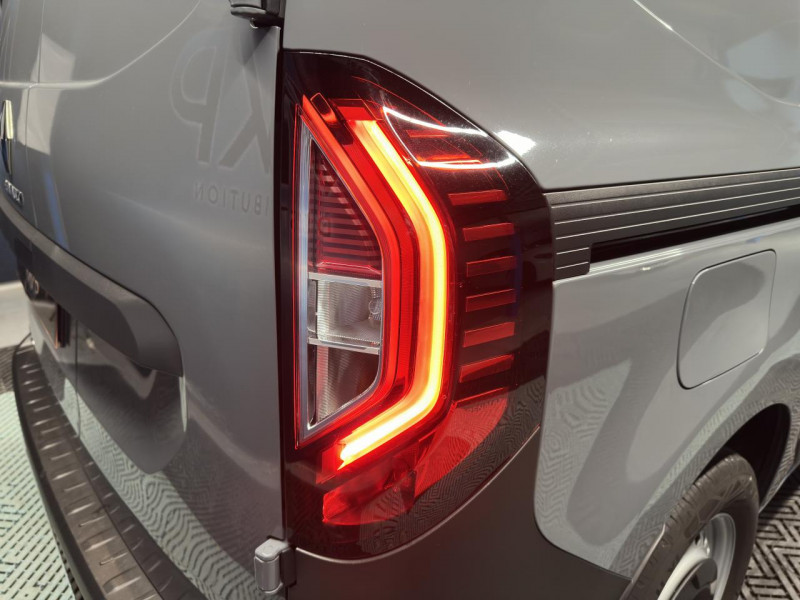 Photo 42 de l'offre de RENAULT KANGOO EXPRESS BLUE DCi 95 CONFORT - 11658e HT - TVA à 13990€ chez MKP Distribution