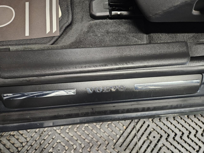 Photo 45 de l'offre de VOLVO XC60 2.0 D4 190 MOMENTUM GEARTRONIC à 23990€ chez MKP Distribution