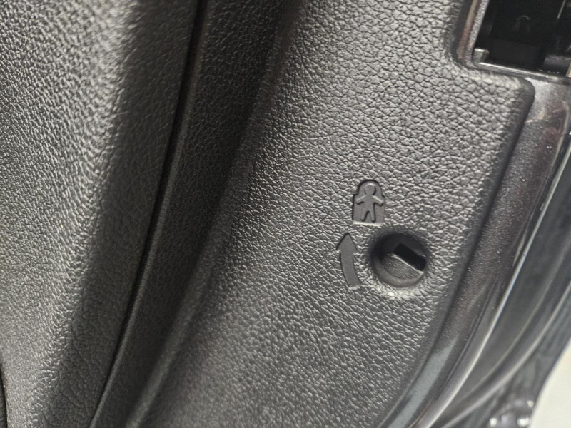 Photo 45 de l'offre de KIA SORENTO 2.2 CRDI 200  AWD GT-Line  BVA8 à 29990€ chez MKP Distribution