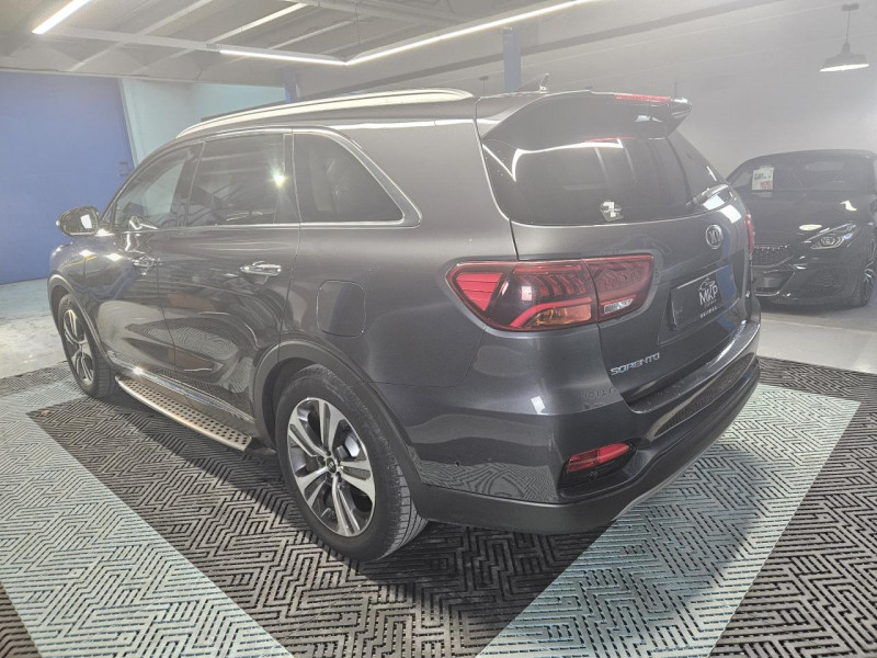 Photo 3 de l'offre de KIA SORENTO 2.2 CRDI 200  AWD GT-Line  BVA8 à 29990€ chez MKP Distribution