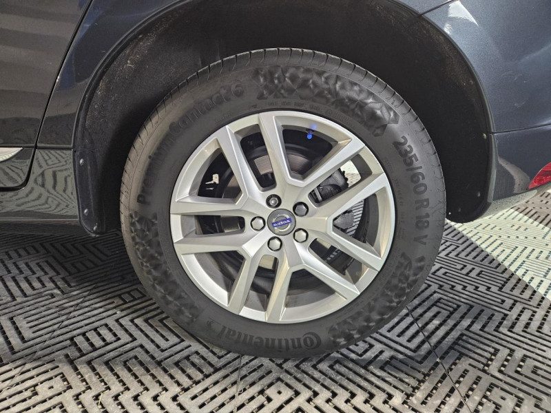 Photo 49 de l'offre de VOLVO XC60 2.0 D4 190 MOMENTUM GEARTRONIC à 23990€ chez MKP Distribution