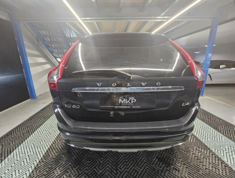 Photo 4 de l'offre de VOLVO XC60 2.0 D4 190 MOMENTUM GEARTRONIC à 23990€ chez MKP Distribution