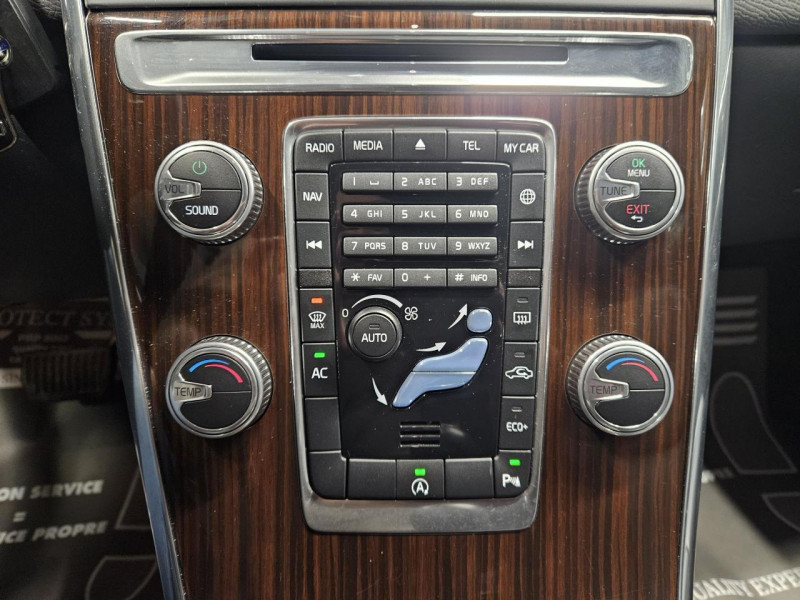 Photo 32 de l'offre de VOLVO XC60 2.0 D4 190 MOMENTUM GEARTRONIC à 23990€ chez MKP Distribution