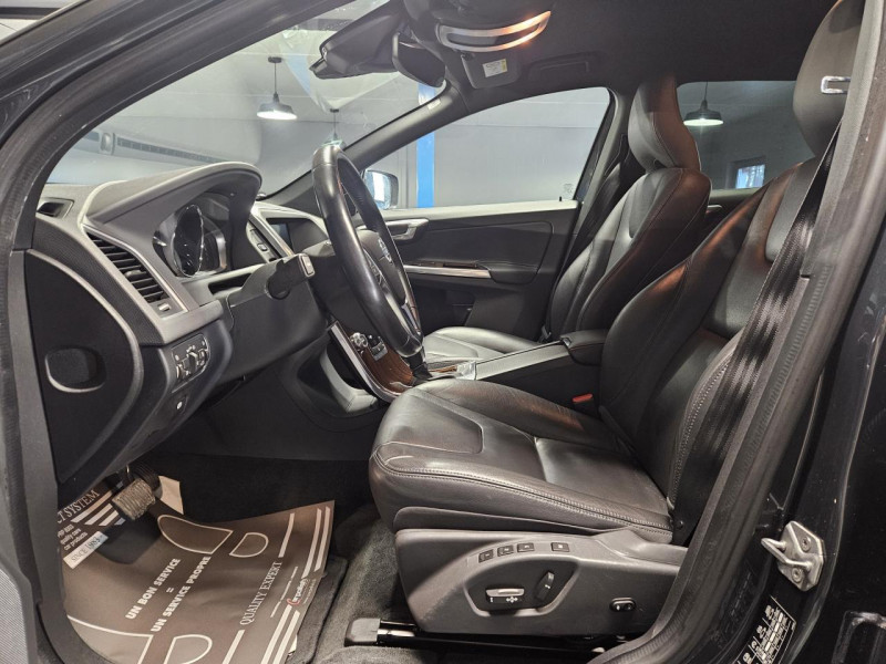 Photo 14 de l'offre de VOLVO XC60 2.0 D4 190 MOMENTUM GEARTRONIC à 23990€ chez MKP Distribution