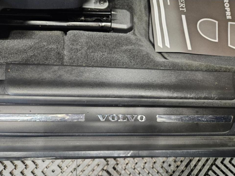 Photo 44 de l'offre de VOLVO XC60 2.0 D4 190 MOMENTUM GEARTRONIC à 23990€ chez MKP Distribution