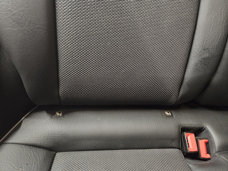 Photo 40 de l'offre de FIAT 500X 1.4 MULTIAIR 140 CROSS  140 BVM à 12990€ chez MKP Distribution