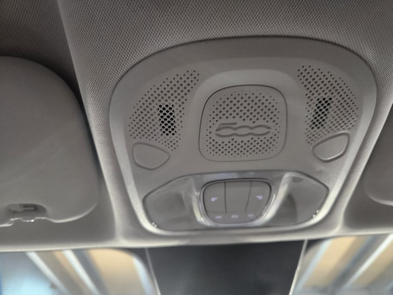 Photo 43 de l'offre de FIAT 500X 1.4 MULTIAIR 140 CROSS  140 BVM à 12990€ chez MKP Distribution