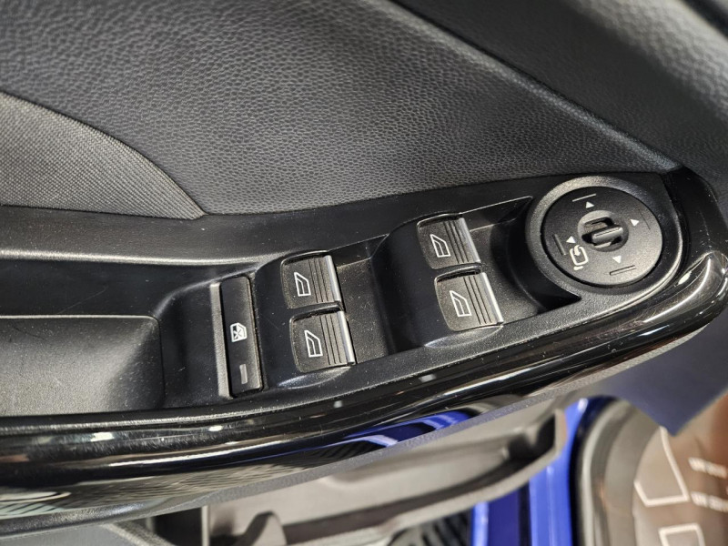 Photo 38 de l'offre de FORD FIESTA 1.0 ECOBOOST 100 EDITION BVM5 à 8990€ chez MKP Distribution