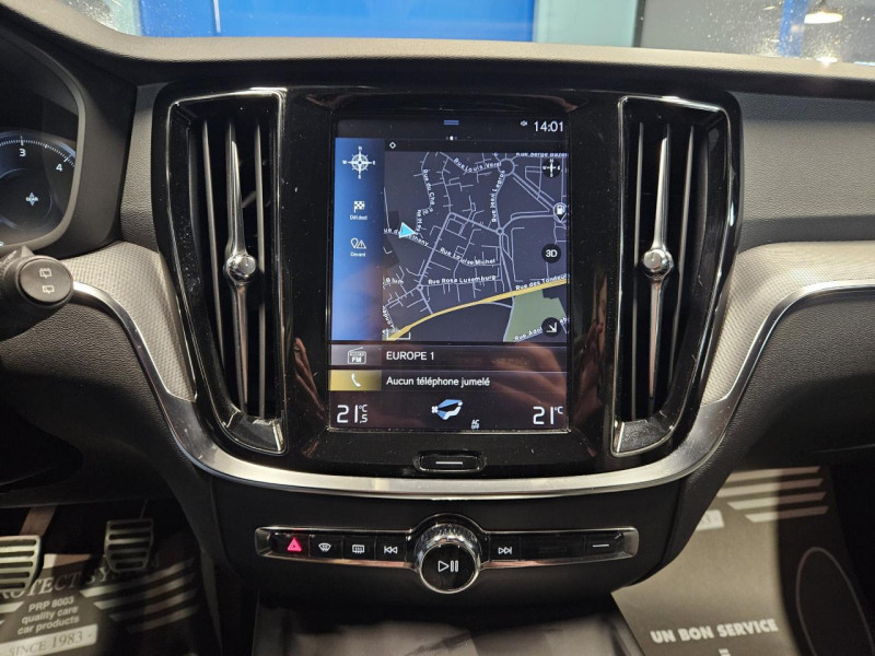 Photo 29 de l'offre de VOLVO V60 2.0 D3 150 R-Design BVM6 à 23490€ chez MKP Distribution