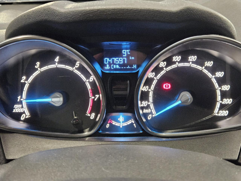 Photo 16 de l'offre de FORD FIESTA 1.0 ECOBOOST 100 EDITION BVM5 à 8990€ chez MKP Distribution
