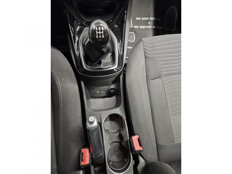 Photo 27 de l'offre de FORD FIESTA 1.0 ECOBOOST 100 EDITION BVM5 à 8990€ chez MKP Distribution