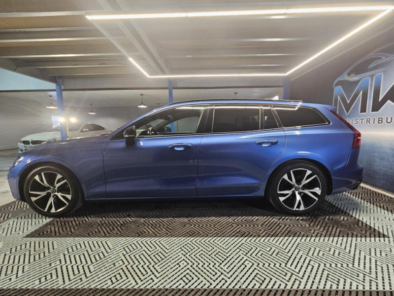 Photo 2 de l'offre de VOLVO V60 2.0 D3 150 R-Design BVM6 à 23490€ chez MKP Distribution
