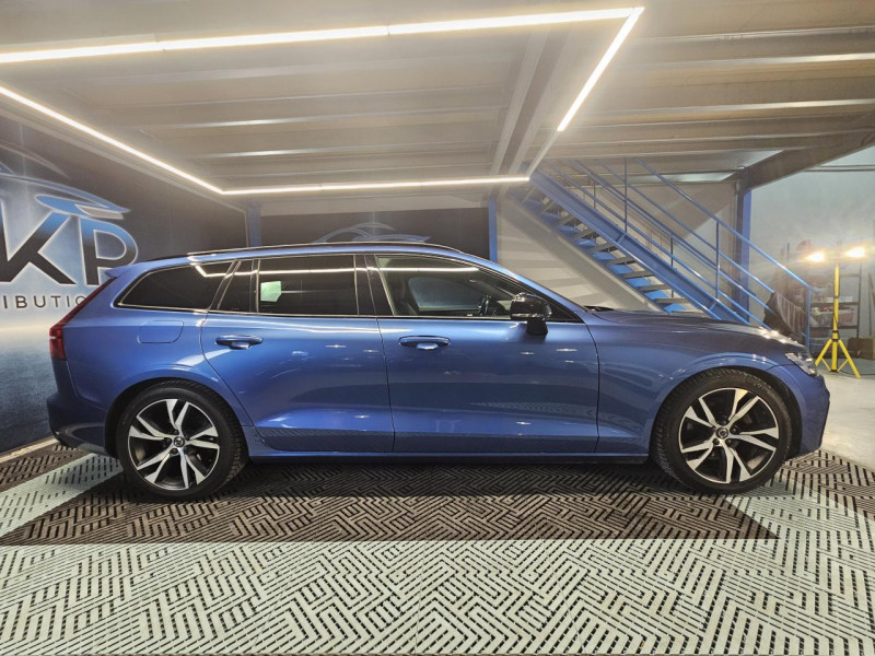 Photo 6 de l'offre de VOLVO V60 2.0 D3 150 R-Design BVM6 à 23490€ chez MKP Distribution