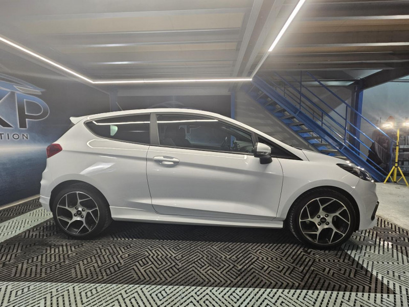 Photo 5 de l'offre de FORD FIESTA ST 1.5 ECOBOOST 200 ST PACK BVM6 à 19990€ chez MKP Distribution
