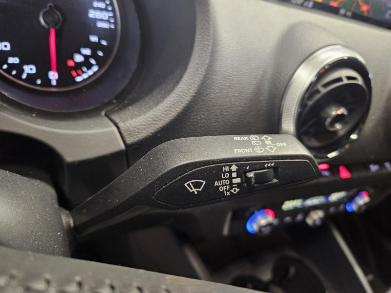 Photo 23 de l'offre de AUDI A3 SPORTBACK 1.5 35 TFSI 150 SPORT + PACK S-LINE à 17990€ chez MKP Distribution