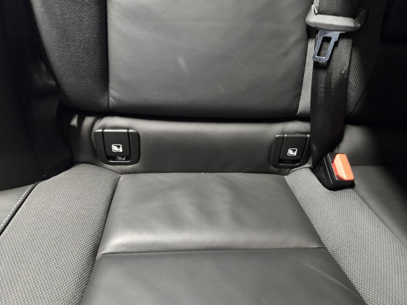 Photo 38 de l'offre de VOLVO V60 2.0 D3 150 R-Design BVM6 à 23490€ chez MKP Distribution