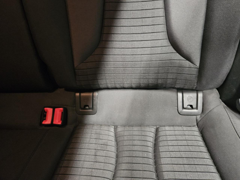 Photo 32 de l'offre de AUDI A3 SPORTBACK 1.5 35 TFSI 150 SPORT + PACK S-LINE à 17990€ chez MKP Distribution