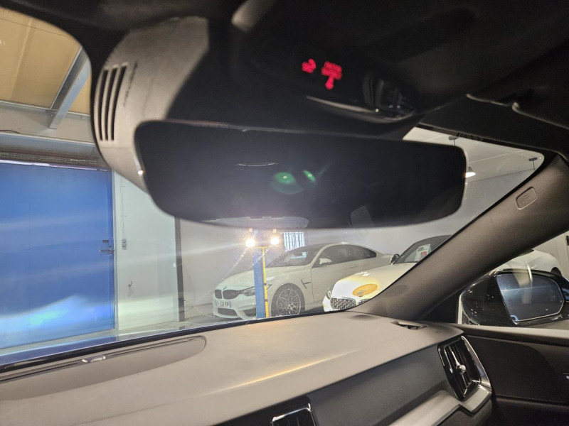 Photo 41 de l'offre de VOLVO V60 2.0 D3 150 R-Design BVM6 à 23490€ chez MKP Distribution