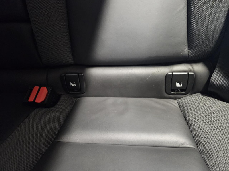 Photo 35 de l'offre de VOLVO V60 2.0 D3 150 R-Design BVM6 à 23490€ chez MKP Distribution