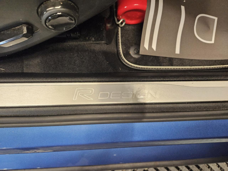 Photo 44 de l'offre de VOLVO V60 2.0 D3 150 R-Design BVM6 à 23490€ chez MKP Distribution
