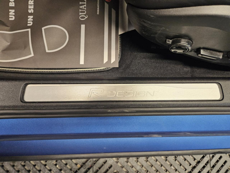 Photo 45 de l'offre de VOLVO V60 2.0 D3 150 R-Design BVM6 à 23490€ chez MKP Distribution