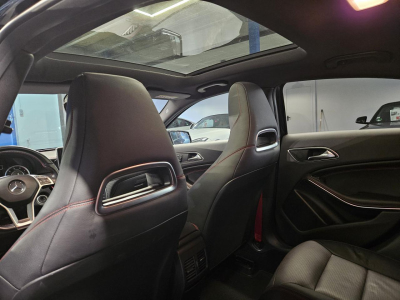 Photo 44 de l'offre de MERCEDES-BENZ CLASSE A A45 AMG 2.0 360 4-Matic 7-G DCT à 23990€ chez MKP Distribution