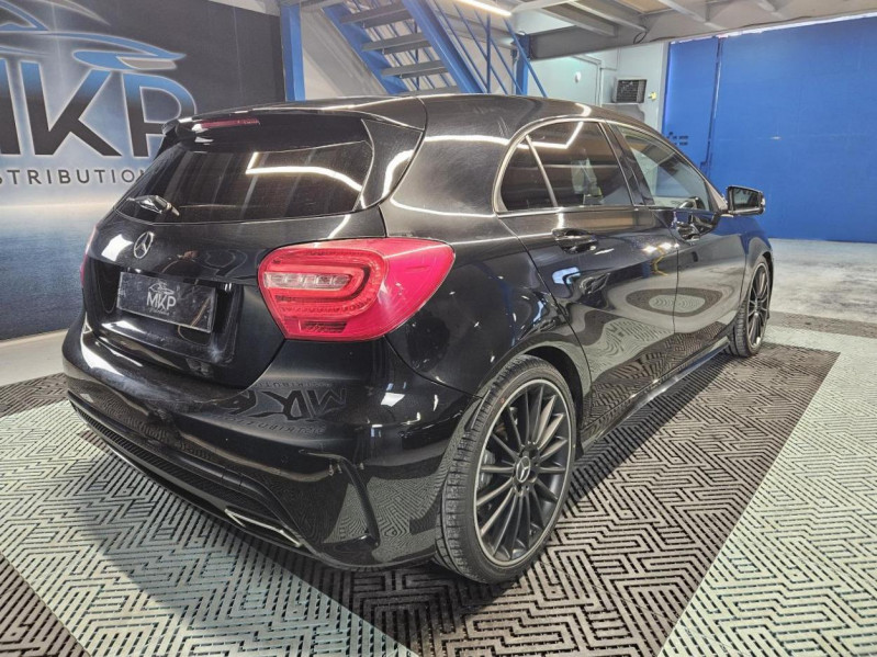 Photo 5 de l'offre de MERCEDES-BENZ CLASSE A A45 AMG 2.0 360 4-Matic 7-G DCT à 23990€ chez MKP Distribution