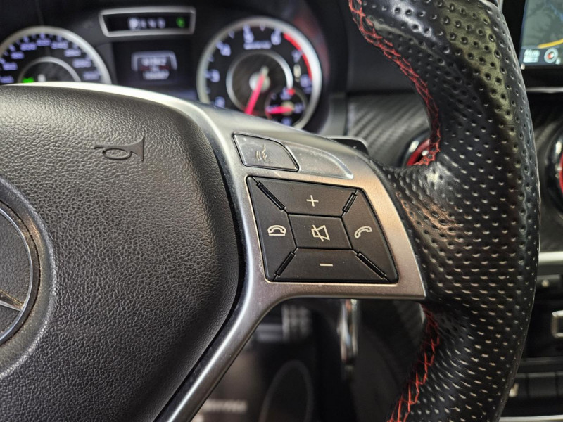 Photo 20 de l'offre de MERCEDES-BENZ CLASSE A A45 AMG 2.0 360 4-Matic 7-G DCT à 23990€ chez MKP Distribution