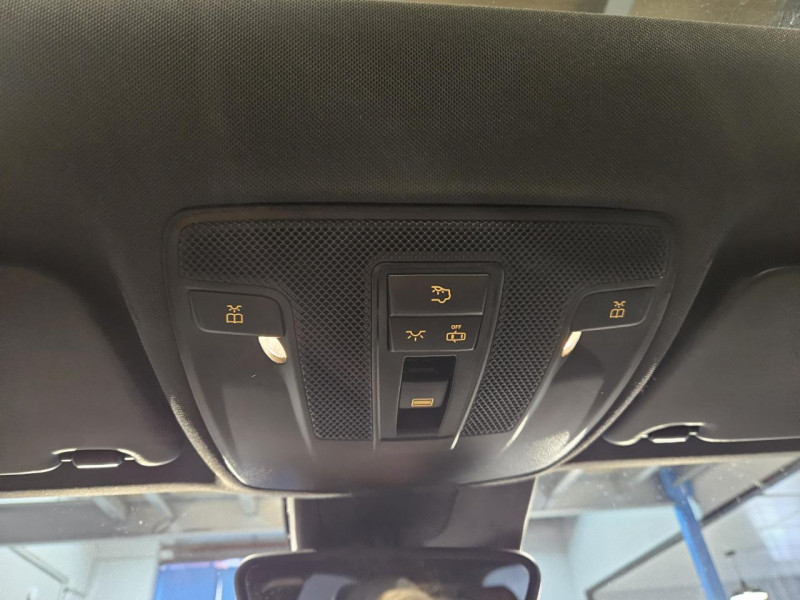 Photo 38 de l'offre de MERCEDES-BENZ CLASSE A A45 AMG 2.0 360 4-Matic 7-G DCT à 23990€ chez MKP Distribution