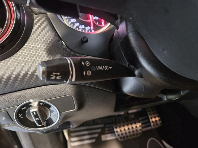 Photo 23 de l'offre de MERCEDES-BENZ CLASSE A A45 AMG 2.0 360 4-Matic 7-G DCT à 23990€ chez MKP Distribution
