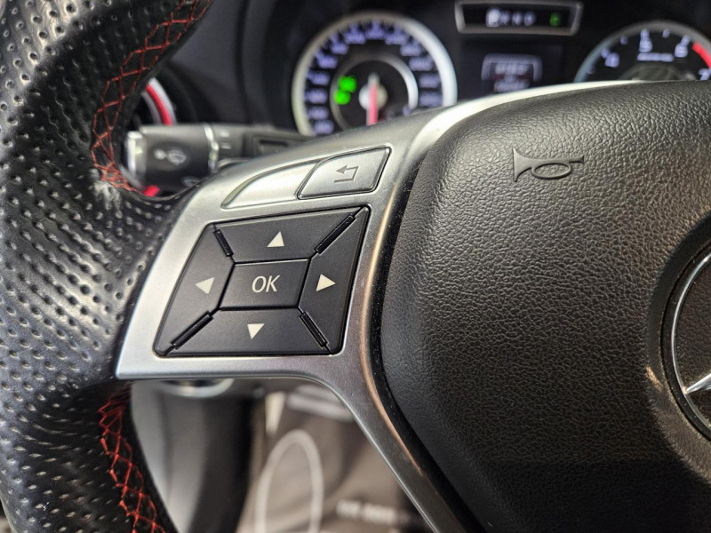 Photo 19 de l'offre de MERCEDES-BENZ CLASSE A A45 AMG 2.0 360 4-Matic 7-G DCT à 23990€ chez MKP Distribution