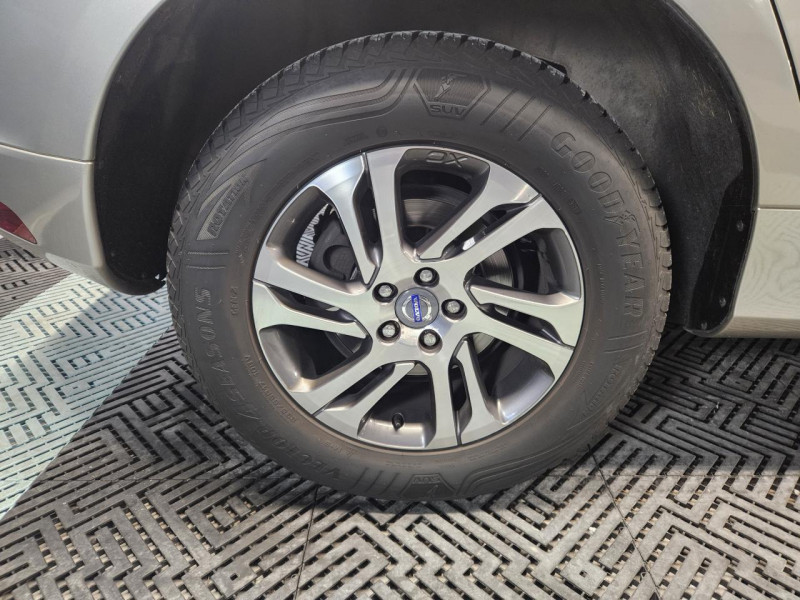 Photo 49 de l'offre de VOLVO XC60 2.0 D3 136 Momentum BVM6 à 17990€ chez MKP Distribution