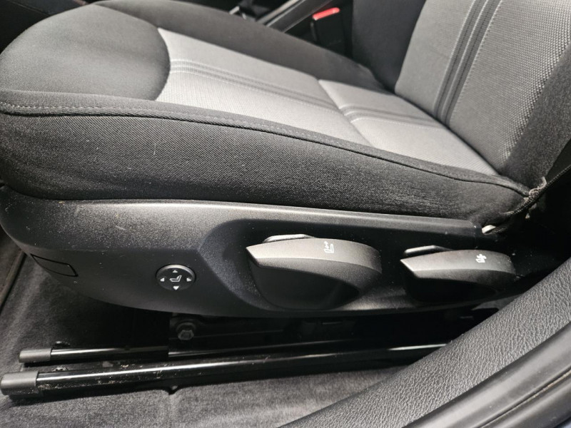 Photo 38 de l'offre de BMW X1 2.0 sDrive18i 136  CONFORT BVM6 à 10990€ chez MKP Distribution