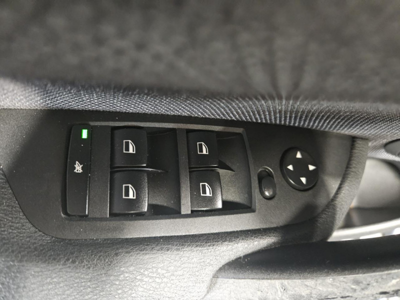 Photo 45 de l'offre de BMW X1 2.0 sDrive18i 136  CONFORT BVM6 à 10990€ chez MKP Distribution