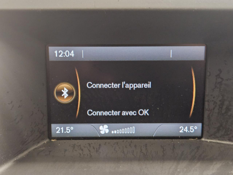 Photo 30 de l'offre de VOLVO XC60 2.0 D3 136 Momentum BVM6 à 17990€ chez MKP Distribution