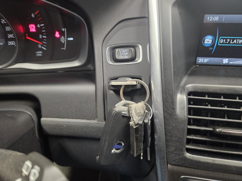 Photo 26 de l'offre de VOLVO XC60 2.0 D3 136 Momentum BVM6 à 17990€ chez MKP Distribution