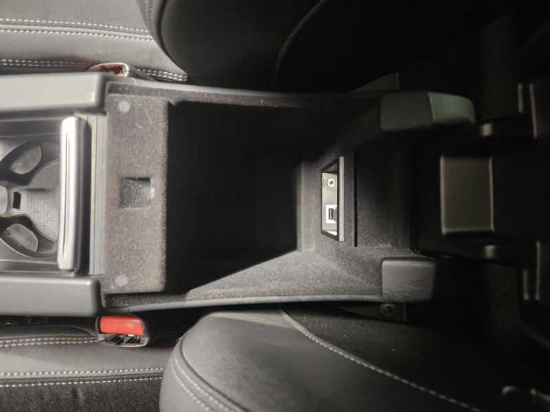 Photo 33 de l'offre de VOLVO XC60 2.0 D3 136 Momentum BVM6 à 17990€ chez MKP Distribution