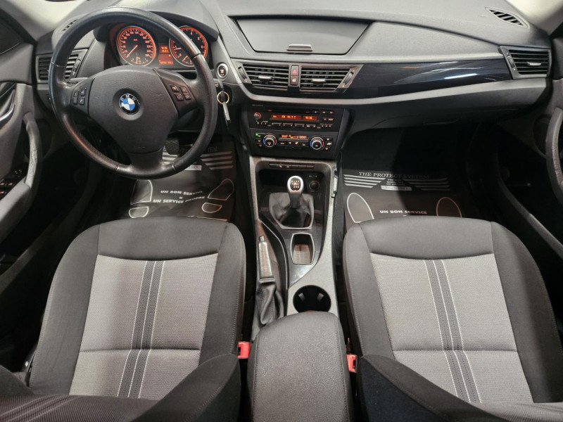 Photo 12 de l'offre de BMW X1 2.0 sDrive18i 136  CONFORT BVM6 à 10990€ chez MKP Distribution