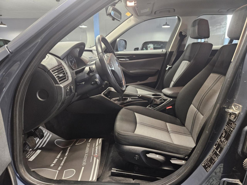 Photo 14 de l'offre de BMW X1 2.0 sDrive18i 136  CONFORT BVM6 à 10990€ chez MKP Distribution